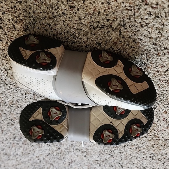 Nike women’s interchangeable grey and white golf shoes size 7 - Picture 2 of 3